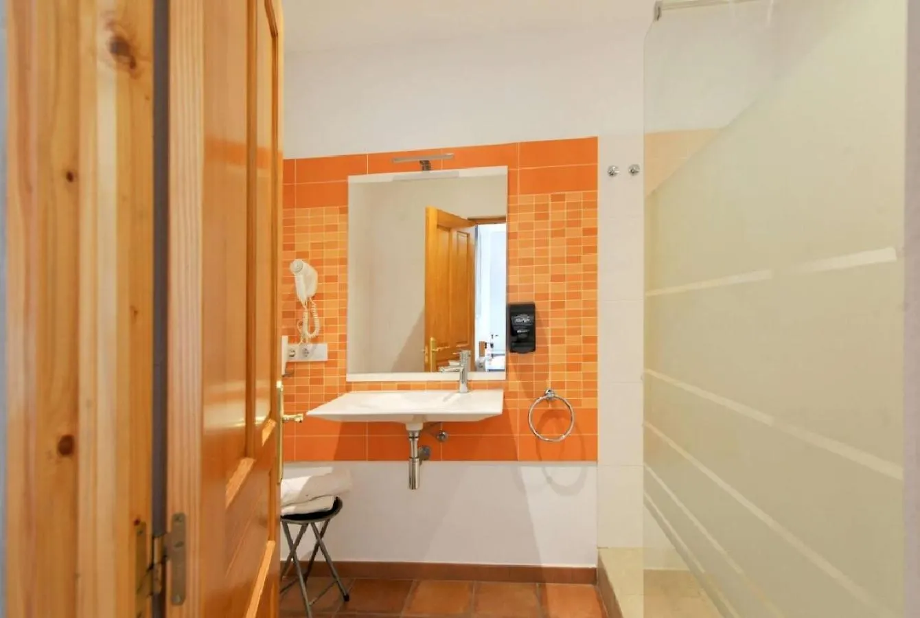 Mas Ribas Turismo Rural L'Armentera Guest house